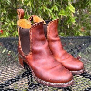 Frye Brown Leather Sabrina Ankle Boots Sz 8